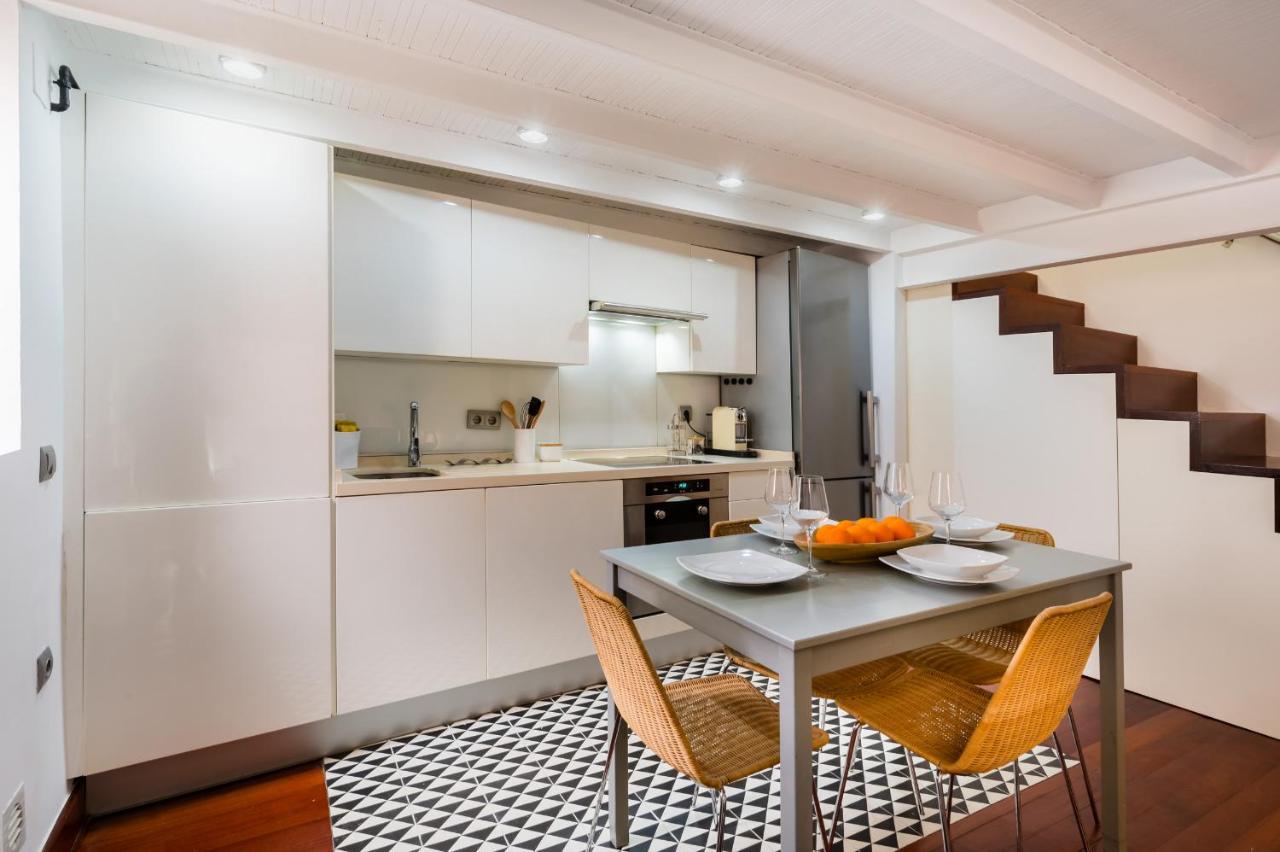 Stylish Loft Duplex - Alameda Apartment เซบีญา ภายนอก รูปภาพ